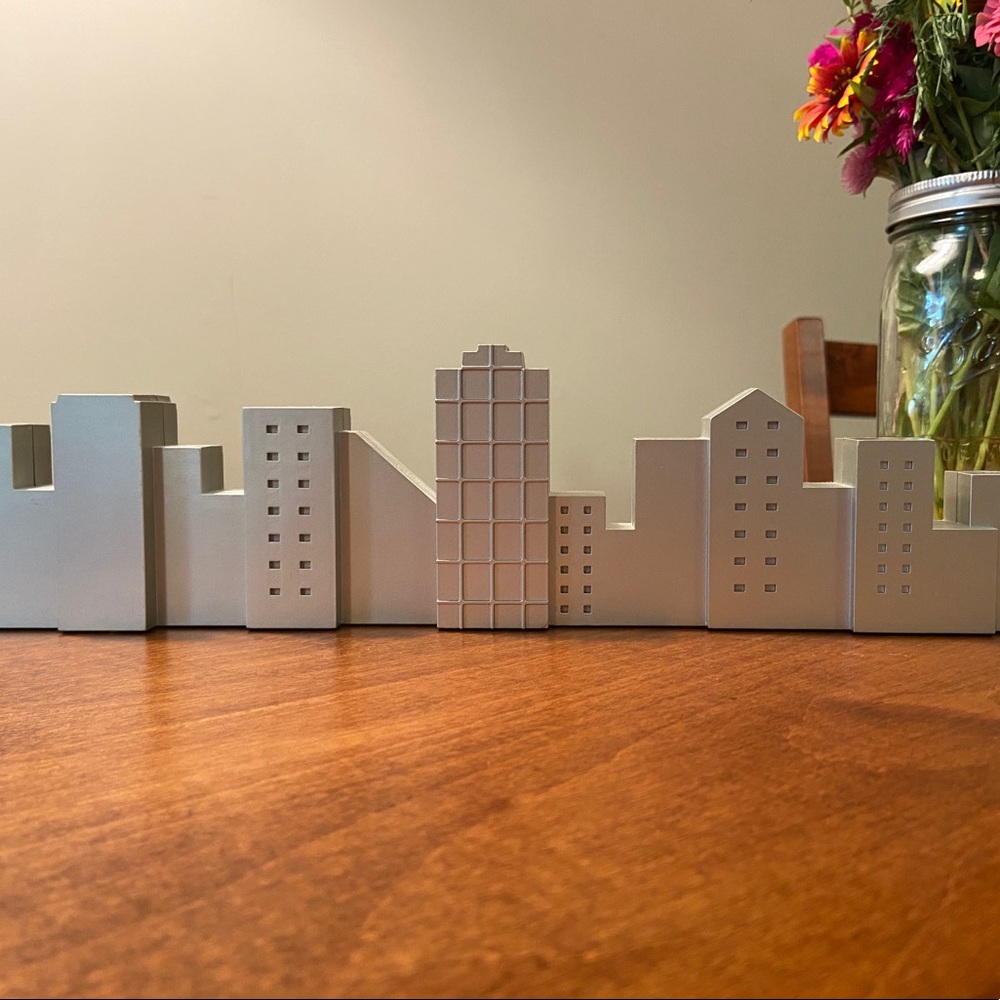 Umbra Loft city skyline photo holder, wall mountable